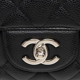 Refurbished Chanel Caviar Leather Classic Maxi Single Flap Bag - Reebelo Deutschland