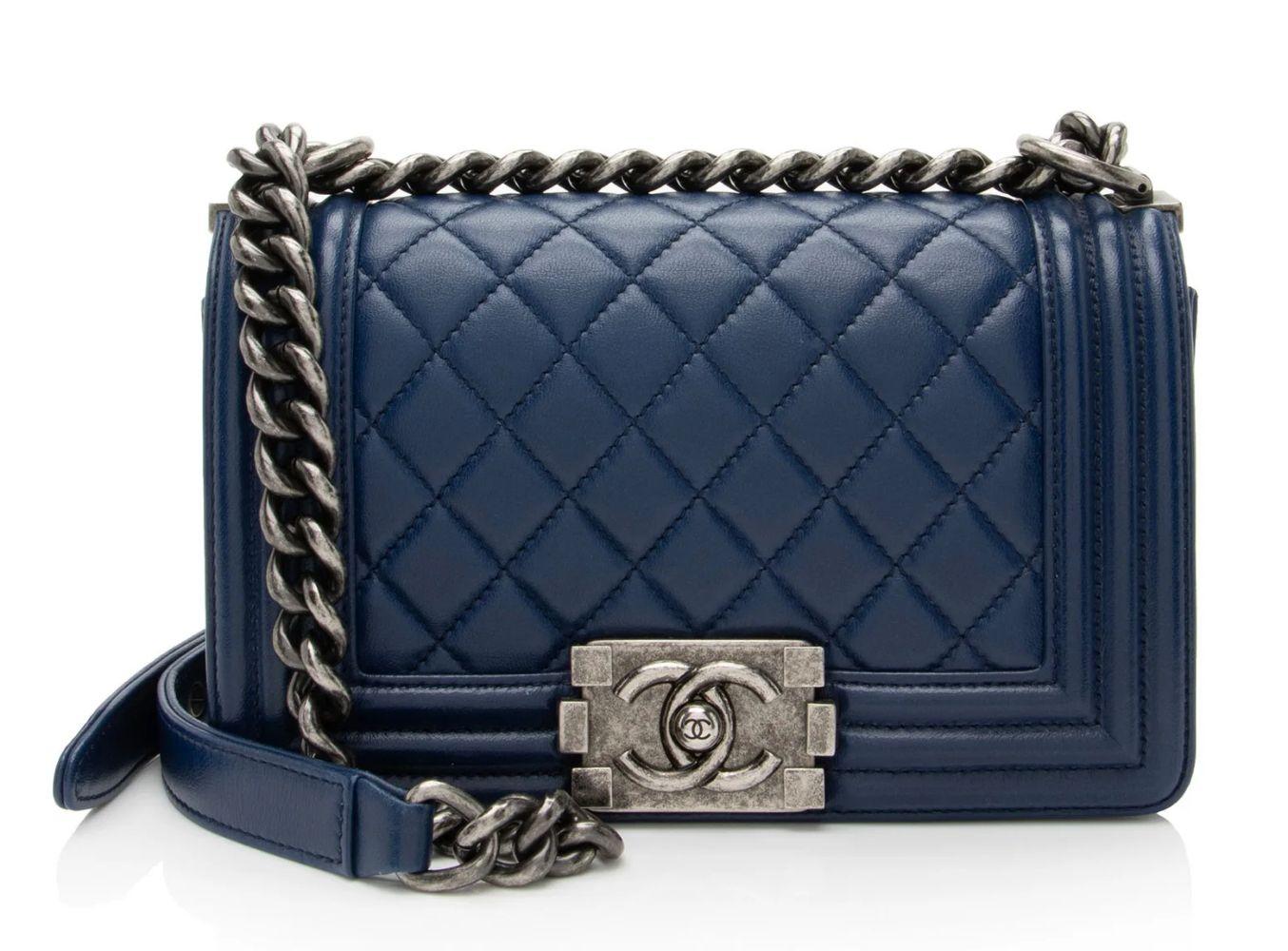Refurbished Chanel Lambskin Small Boy Bag - Reebelo Deutschland