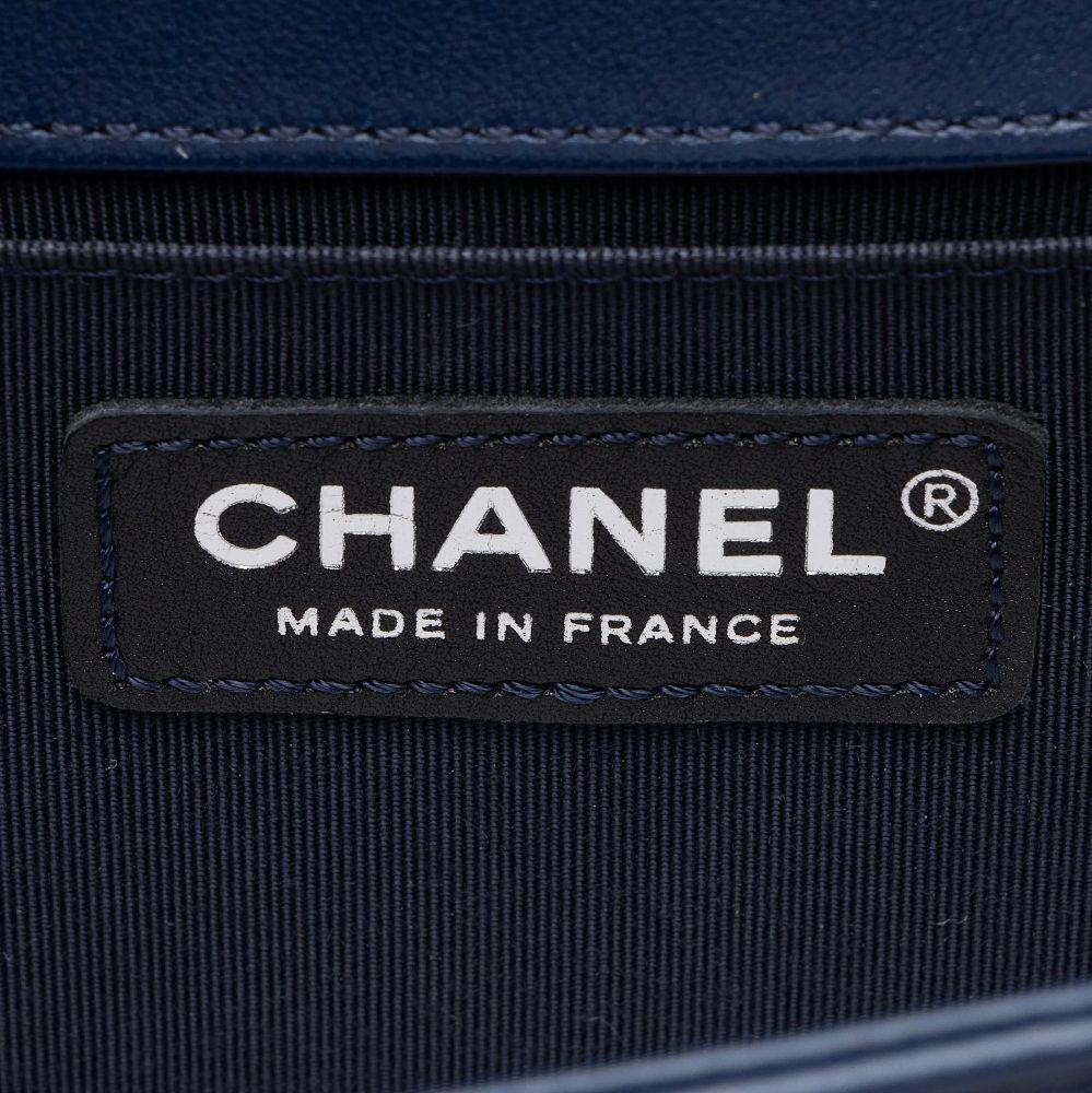 Refurbished Chanel Lambskin Small Boy Bag - Reebelo Deutschland